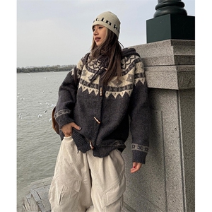 灰色费尔岛毛衣女款2025新款冬季穿搭慵懒高级感加厚针织开衫外套