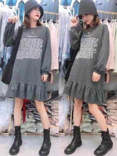 针织连衣裙，女装连衣裙，依多坊