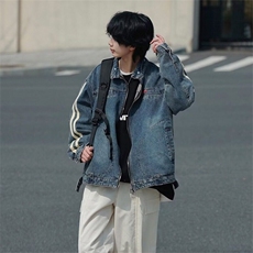 蓝色