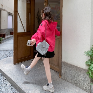 玫红色连帽工装外套女2025秋季新款韩系超好看小个子休闲百搭夹克图片