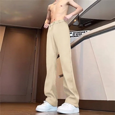卡其色