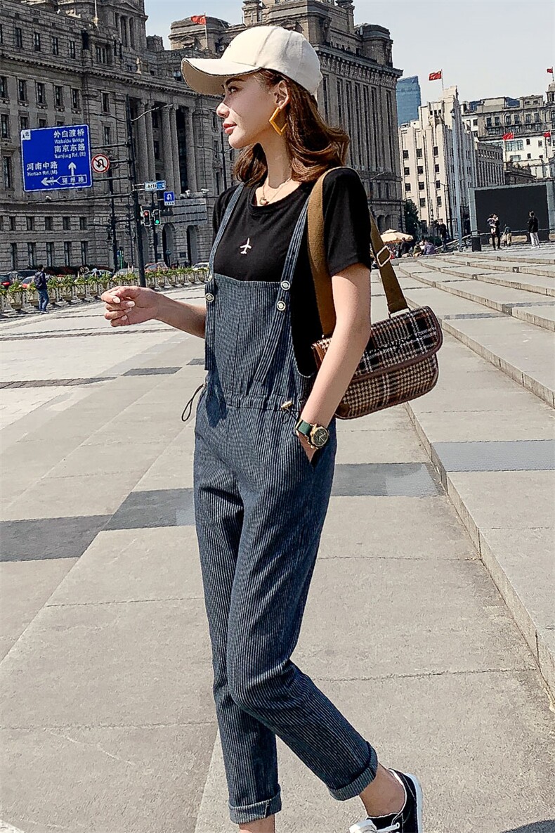 2021年夏季时尚简约个性潮流中长款牛仔背带裤,女装牛仔裤,秋水欣儿