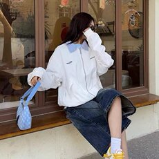 白色