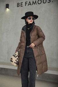 【现货】冬季新款拼色设计中长款羽绒服图片