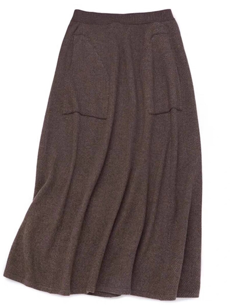 2025年秋季时尚百搭通勤简约休闲伞裙，女装半身裙，端硕羊绒