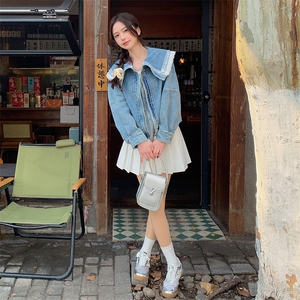 港风甜美蕾丝拼接牛仔外套女小个子2025春季新款短款钉珠翻领上衣图片