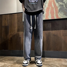 灰色