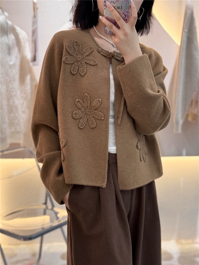 纯山羊绒衫复古风盘扣小开衫宽松加厚毛衣外套,女装羊绒衫,大千羊绒
