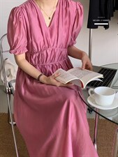 法式方领泡泡袖连衣裙夏季设计感小众温柔高级感初恋茶歇裙子，女装连衣裙，香丽迪1