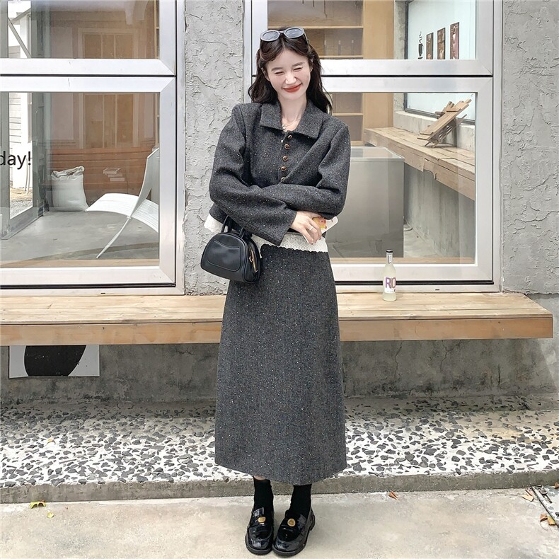韩系穿搭设计感蕾丝拼接上衣套装女春秋超火好看高端半身裙两件套,女装毛呢外套,2B190