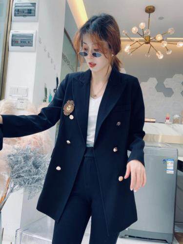2021春季新款韩版时尚小西装，女装西装，时戴衣人