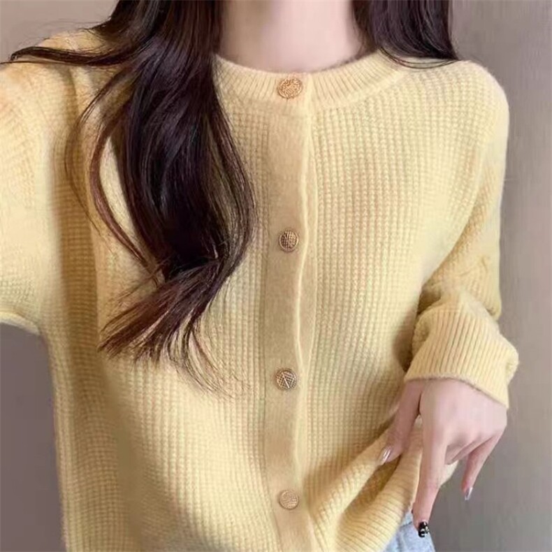 秋冬季羊毛休闲百搭时尚抽条圆领小金扣简约开衫,女装羊毛衫,锦瑟羊绒