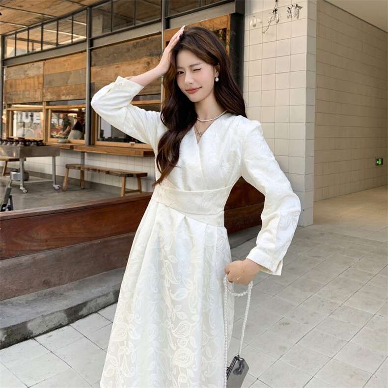 修身型长袖2026年春季女士通用百褶裙休闲聚酯纤维100女，女装连衣裙，凡歌灵