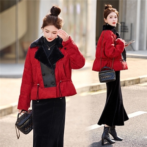 大货已出，2025新款冬装短款加厚羽绒服90%白鸭绒拼接皮毛一体图片