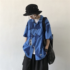 蓝色