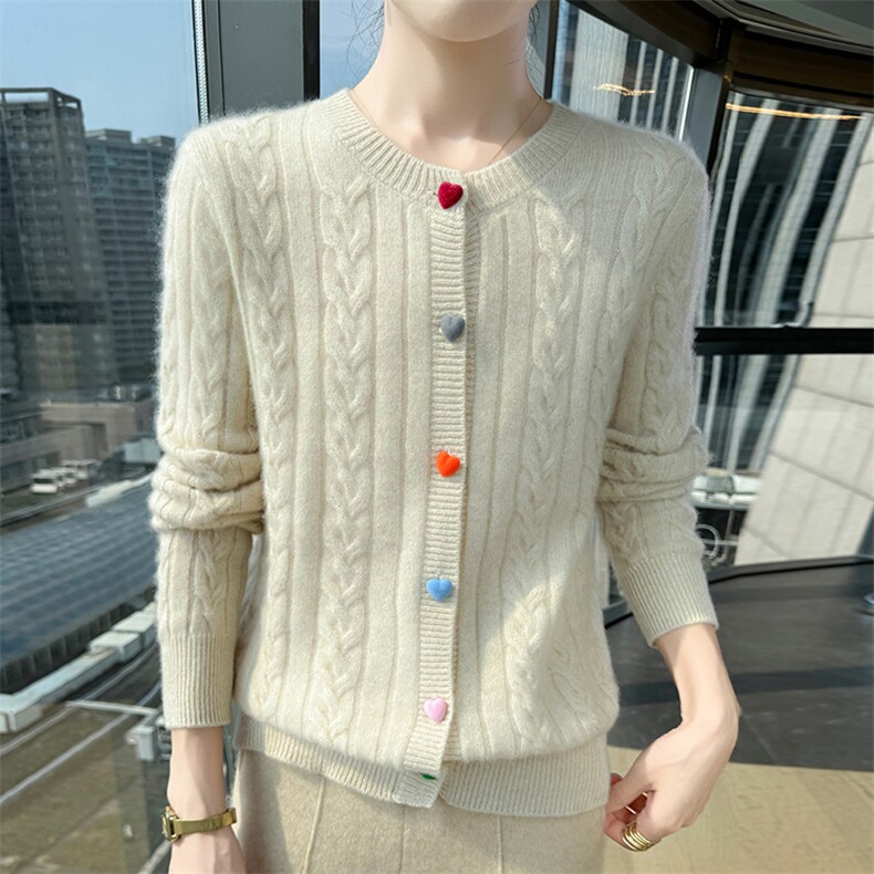 高级感山羊绒开衫女圆领加厚扭花爱心彩扣针织毛衣宽松羊毛衫上衣，女装羊绒衫，更慕羊绒