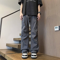 炭灰色