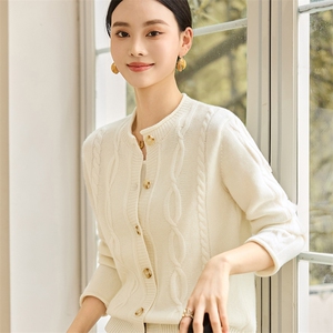 2025年秋季女士开衫长袖时尚百搭图片