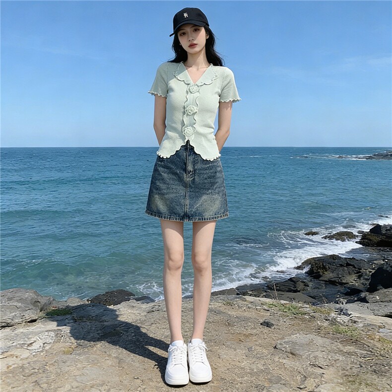 高级感时尚气质女夏新款套装立体花朵短袖上衣显瘦牛仔短裙两件套,女装套装/套裙,江南