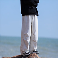 白灰色