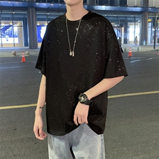 黑色