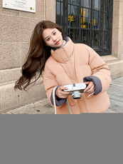 撞色拼接羽绒服外套女2025冬新款高级设计感白鸭绒短款立领面包服，女装羽绒服，浙宝192（原082）