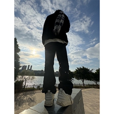 B221美式ins高街暗黑小众个性铆钉小脚牛仔裤LK23142-P65控88，男装牛仔裤，电商B221