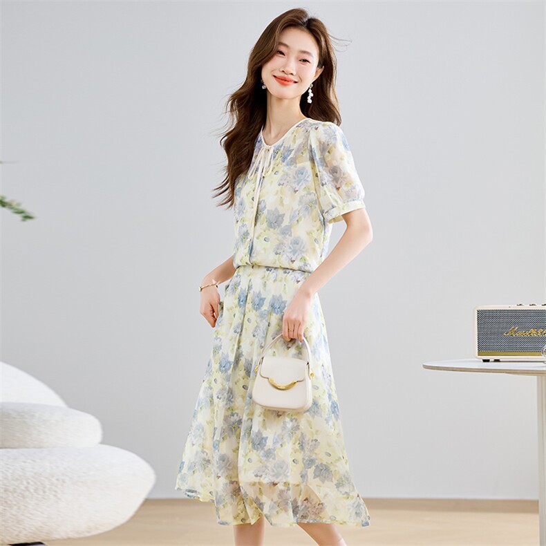 现货2024夏装时尚简约减龄提花两件套装套裙,女装套装/套裙,姿衣坊