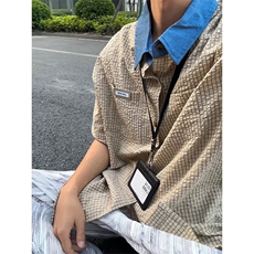 咖啡色