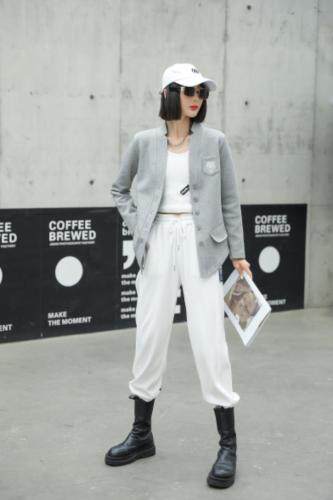 火爆热销中，俩色三码，加厚外套，其它，魅影菲怡