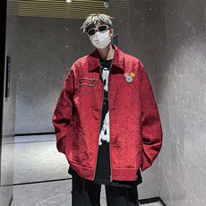 红色