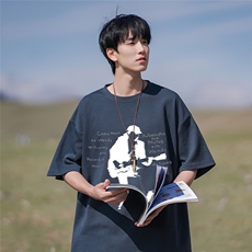 藏青色