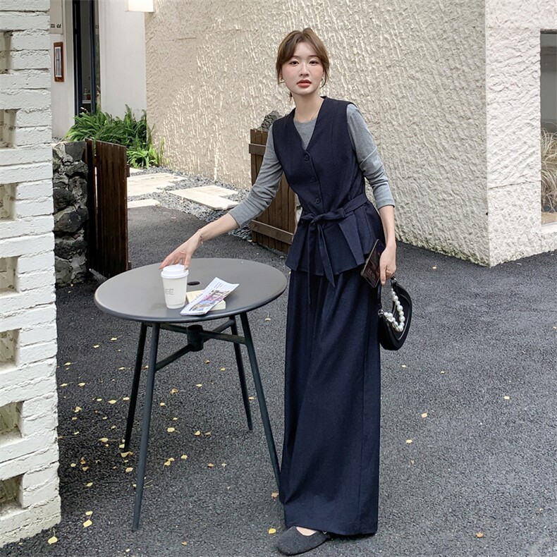 藏青色老钱风收腰马甲套装女2025秋季一整套穿搭T恤阔腿裤三件套图片