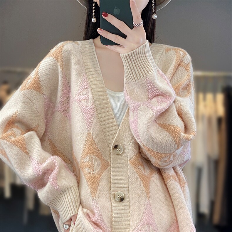 秋冬100%纯羊毛开衫女V领中长款宽松复古提花撞色羊绒针织衫外套,女装羊毛衫,优麦羊绒（原洪叶羊绒）