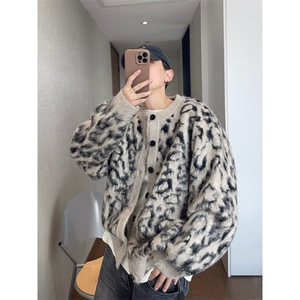 JY421-P57 重磅豹纹开衫V领毛衣男女 网图图片