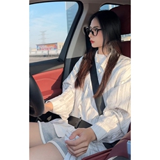 白色