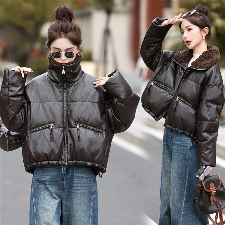 高端柔软蛋白皮白鸭绒羽绒服女仿羊羔毛大翻领皮衣2025冬新款图片