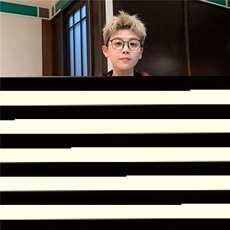 酒红色