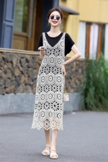 松弛感镂空钩花罩衫连衣裙女夏季2025新款时尚黑色T恤，女装连衣裙，C位