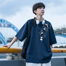 藏青色