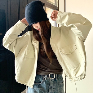 豆绿色短款风衣外套女春秋2025新款韩系小个子高级感休闲简约上衣图片