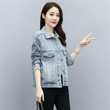2021春季新款简约潮流时尚气质修身短款牛仔外套，女装牛仔外套，魅影