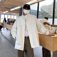 白色