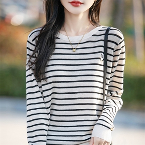 春秋圆领精纺羊毛衫针织长袖女条纹拼色刺绣兔子上衣宽松打底毛衣,女装针织衫/毛衣,佰米娇羊绒