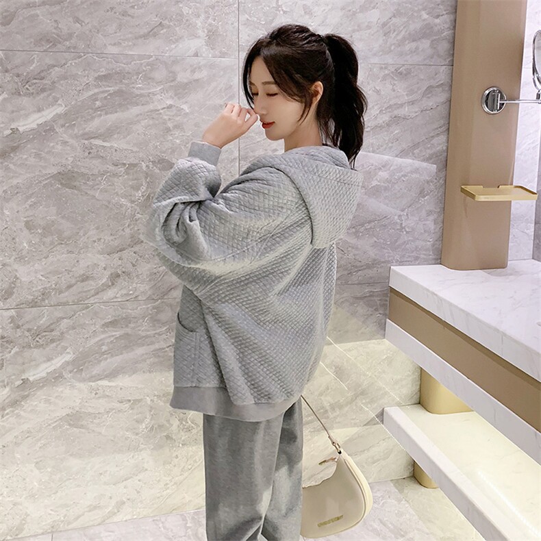 现货2024秋季新款短外套女华夫格宽松卫衣外套大口袋贴标上衣,女装短外套,梦懿尔