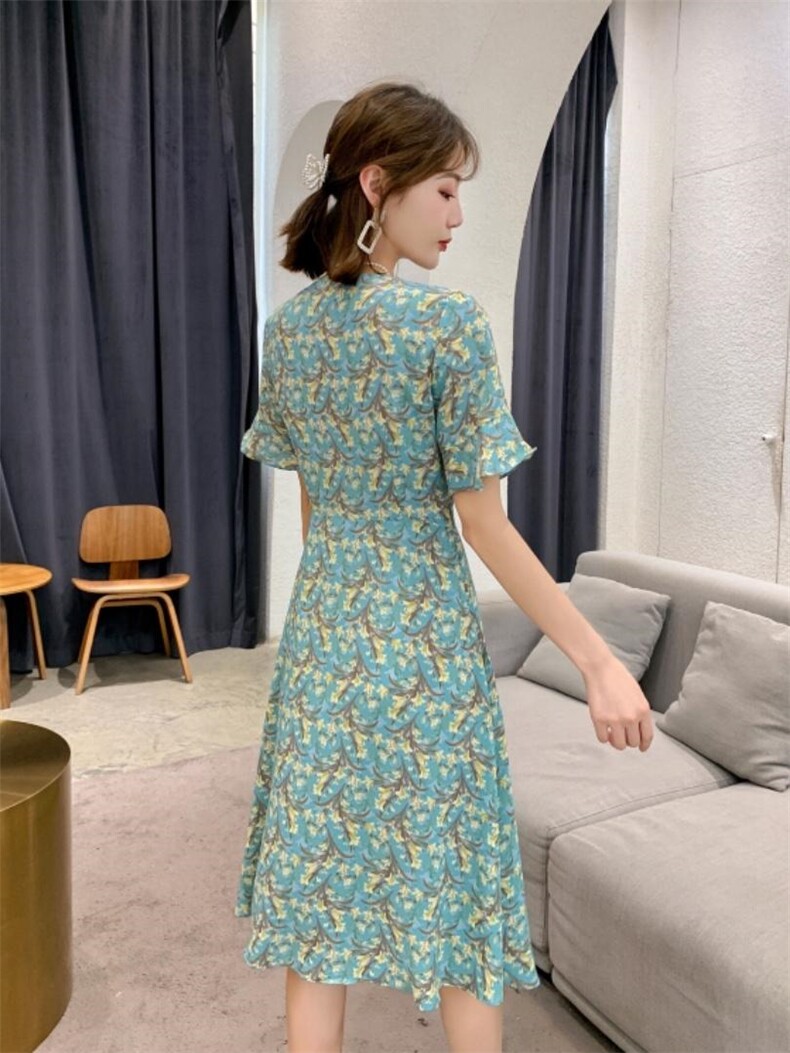 碎花连衣裙，女装连衣裙，荷塘月色