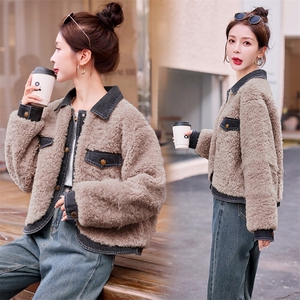 牛仔拼接粉色羊羔毛外套女冬季2025新款小个子独特超好看显瘦棉服图片