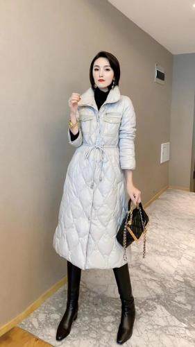 羽绒服，90绒真皮口袋，女装羽绒服，风姿秀衣