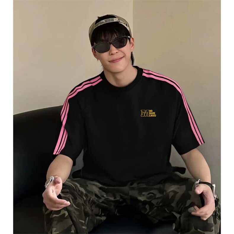 抖音得物品质二开240克宽松纯棉美式潮牌印花三条杠中性风短袖T恤，男装T恤，电商A486