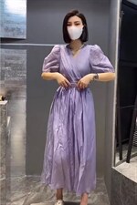 夏季新款洋气气V领腰盘扣设计连衣裙，女装连衣裙，L·H·X